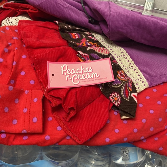 Toddler girls ruffle pants with long sleeve shirt very cute size 4 new with tags - Picture 8 of 8